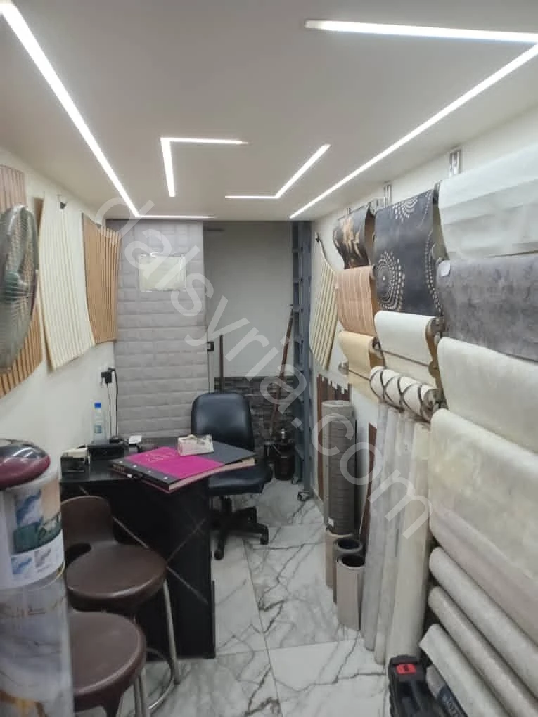 للإيجار محل 8م في الحمراء