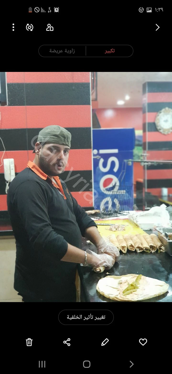 معلم عربي ومساعد شيف شاورما يبحث عن عمل ضمن مدينة حلب