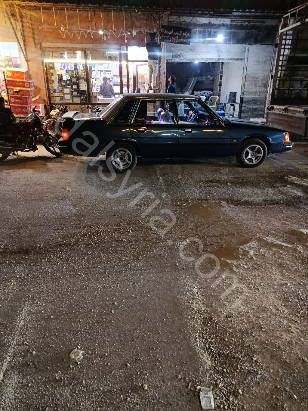 للبيع مازدا 929 1983