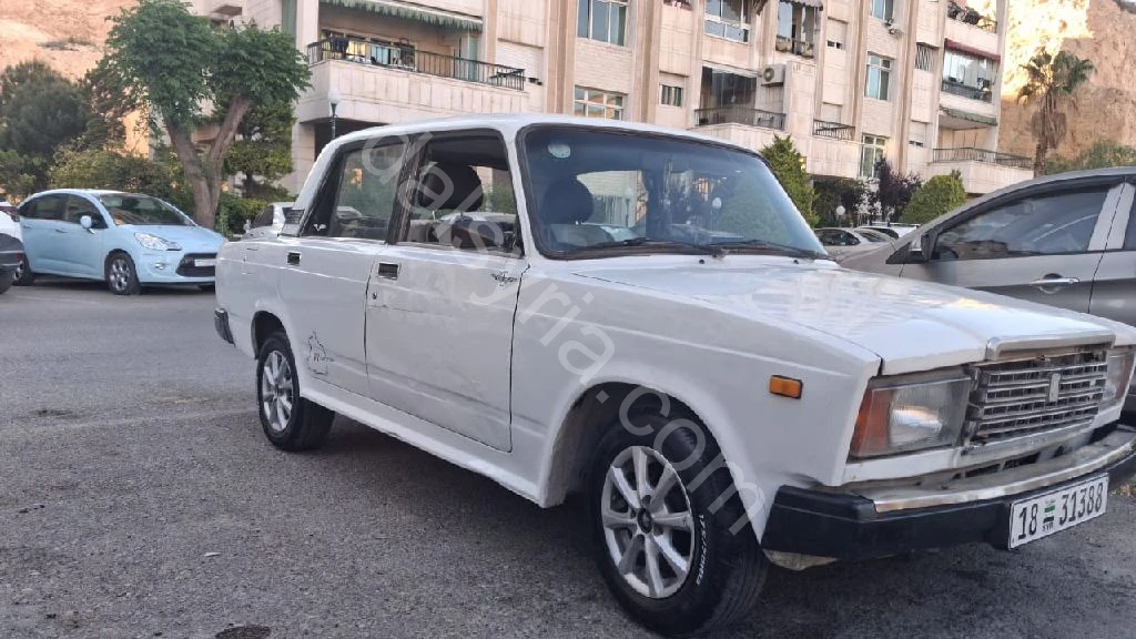للبيع لادا 2002
