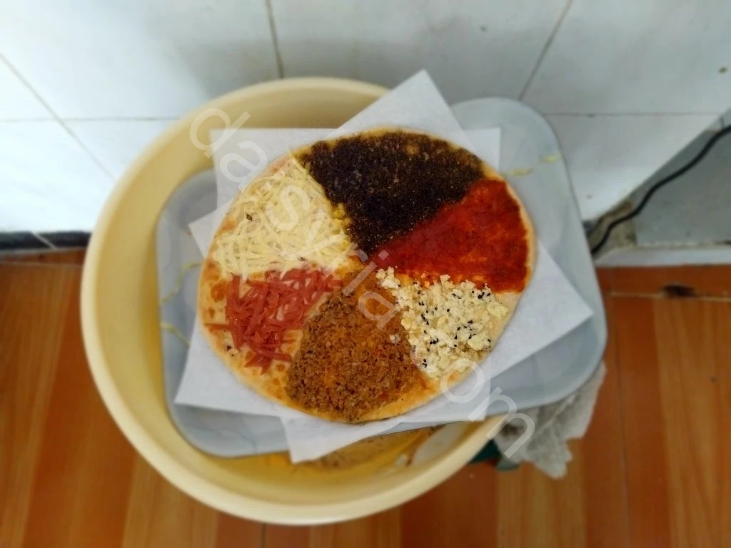 معلم مناقيش صاج