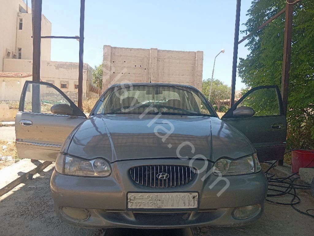 للبيع هيونداي سوناتا 1998