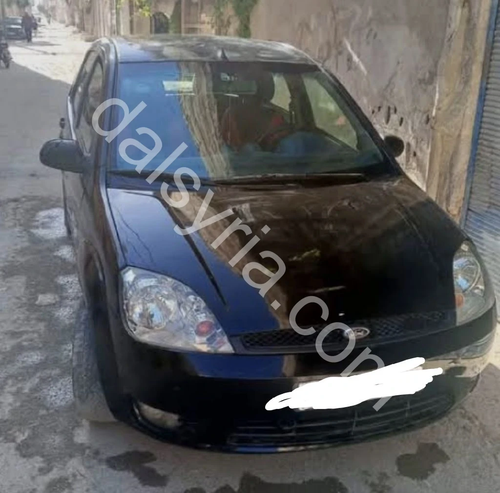 للبيع فورد فيستا 2006