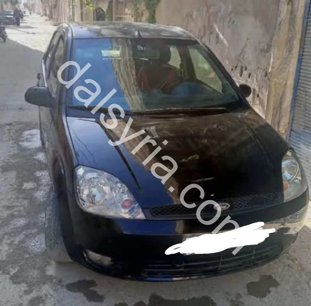 للبيع فورد فيستا 2006