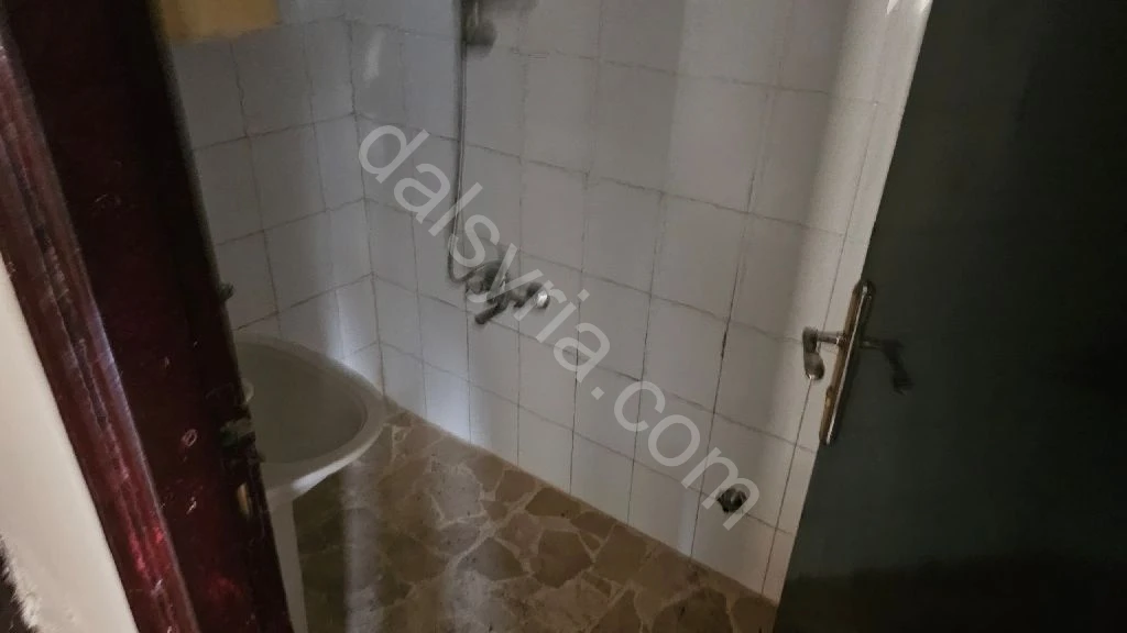 Advertisement