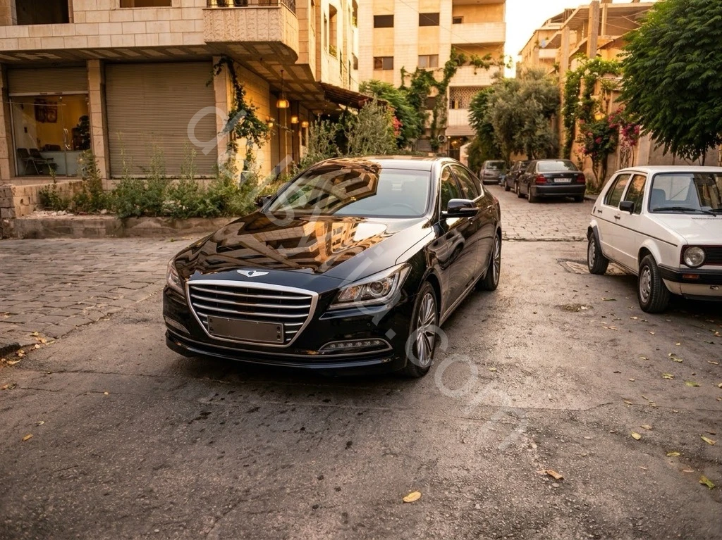 للبيع هيونداي جينينس 2015