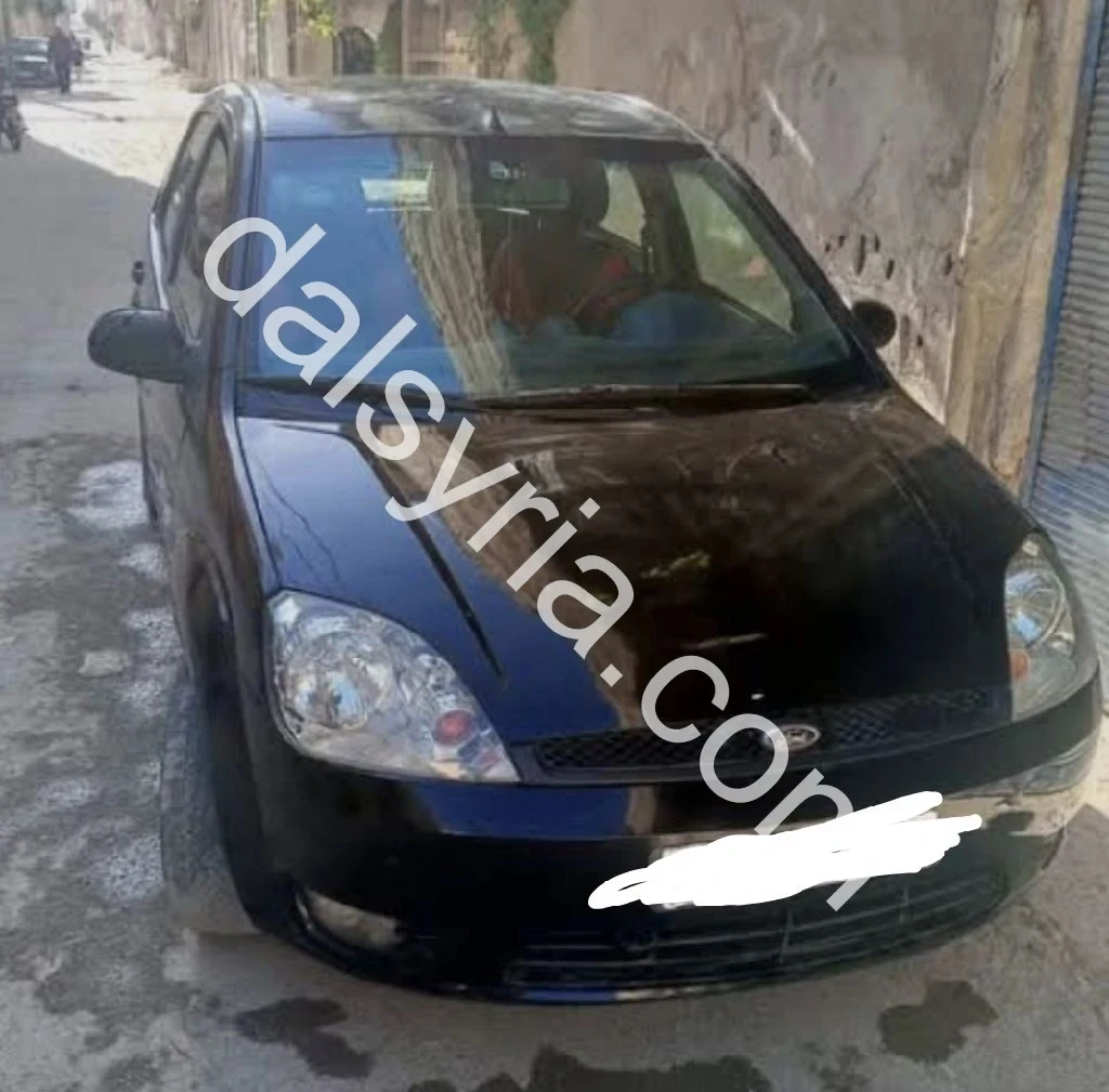 للبيع فورد فيستا 2006